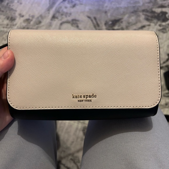 Kate Spade small flap cross body bag - Picture 2 of 10